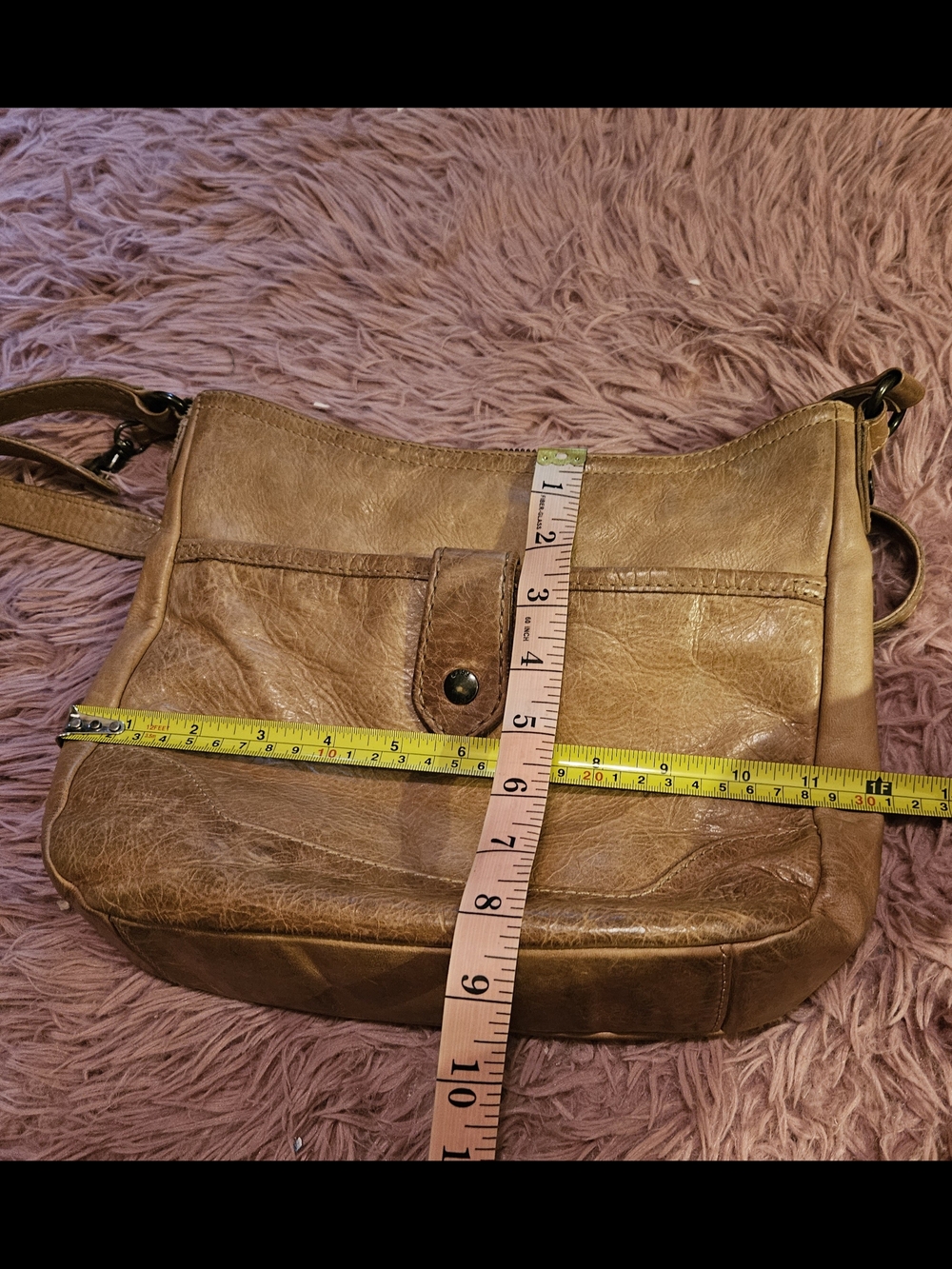 Frye☆Leather Crossbody Bag in Tan - Picture 12 of 15